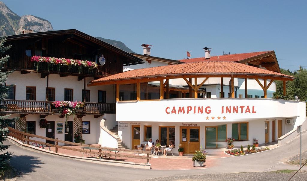 Camping Inntal Wiesing Cameră foto
